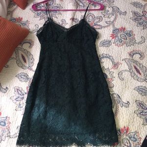 TOP SHOP GREEN LACE DRESS